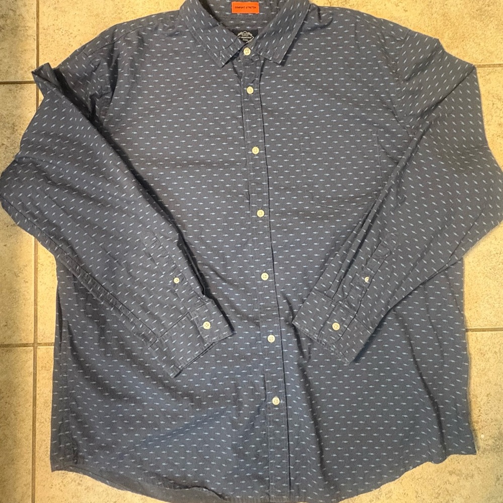 St. Johns Bay Men's Button-front Shirt - Comfort Stretch - Solid with Sharks